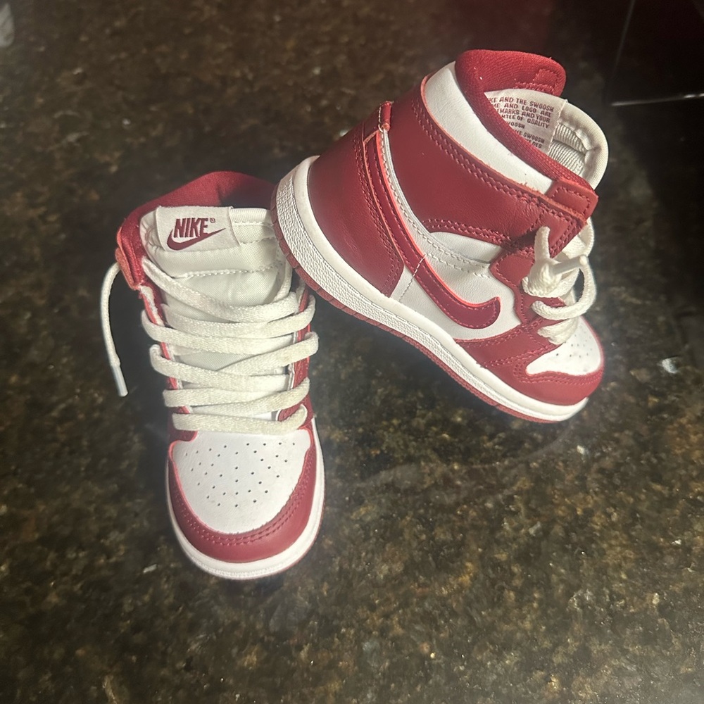 COPY - Size 8 toddler high top sneaker